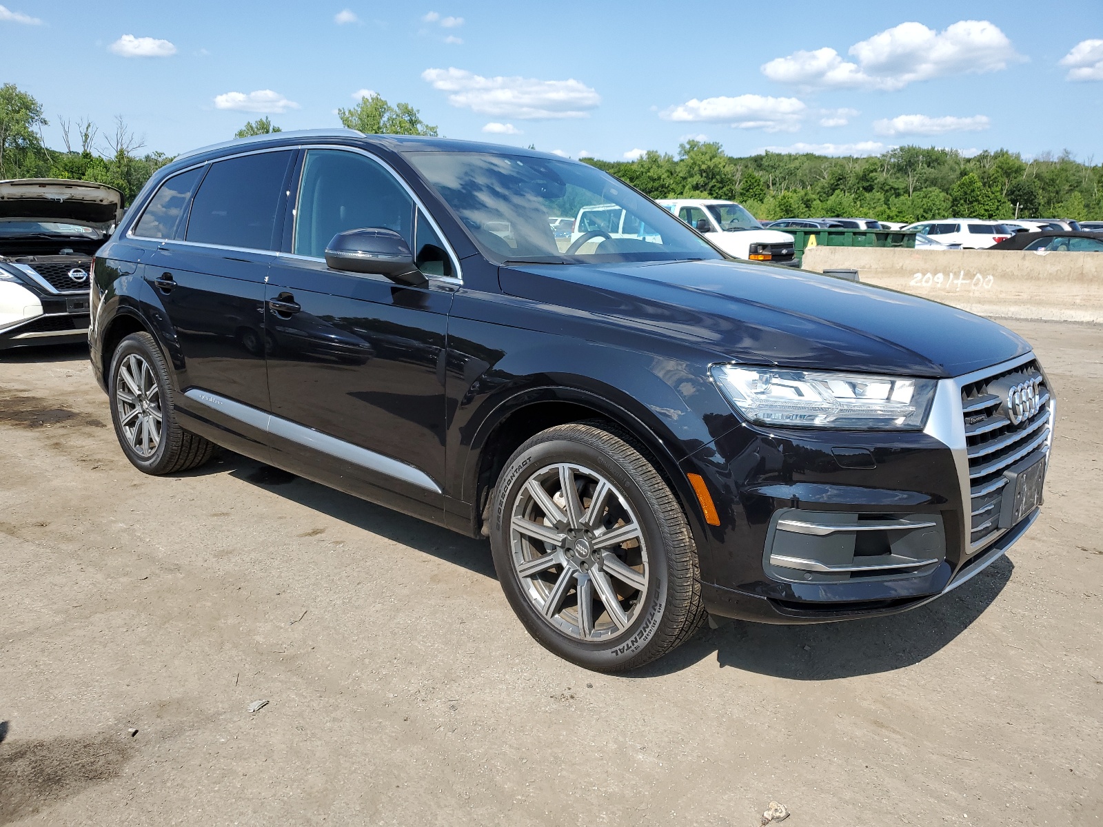 WA1LAAF78HD025585 2017 Audi Q7 Premium Plus