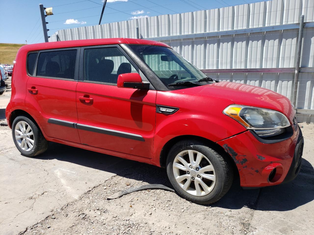 VIN KNDJT2A55D7612046 2013 KIA SOUL no.4