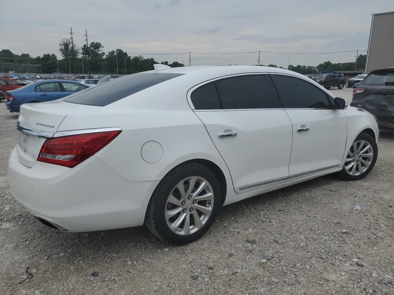 1G4GB5G32FF183666 2015 Buick Lacrosse