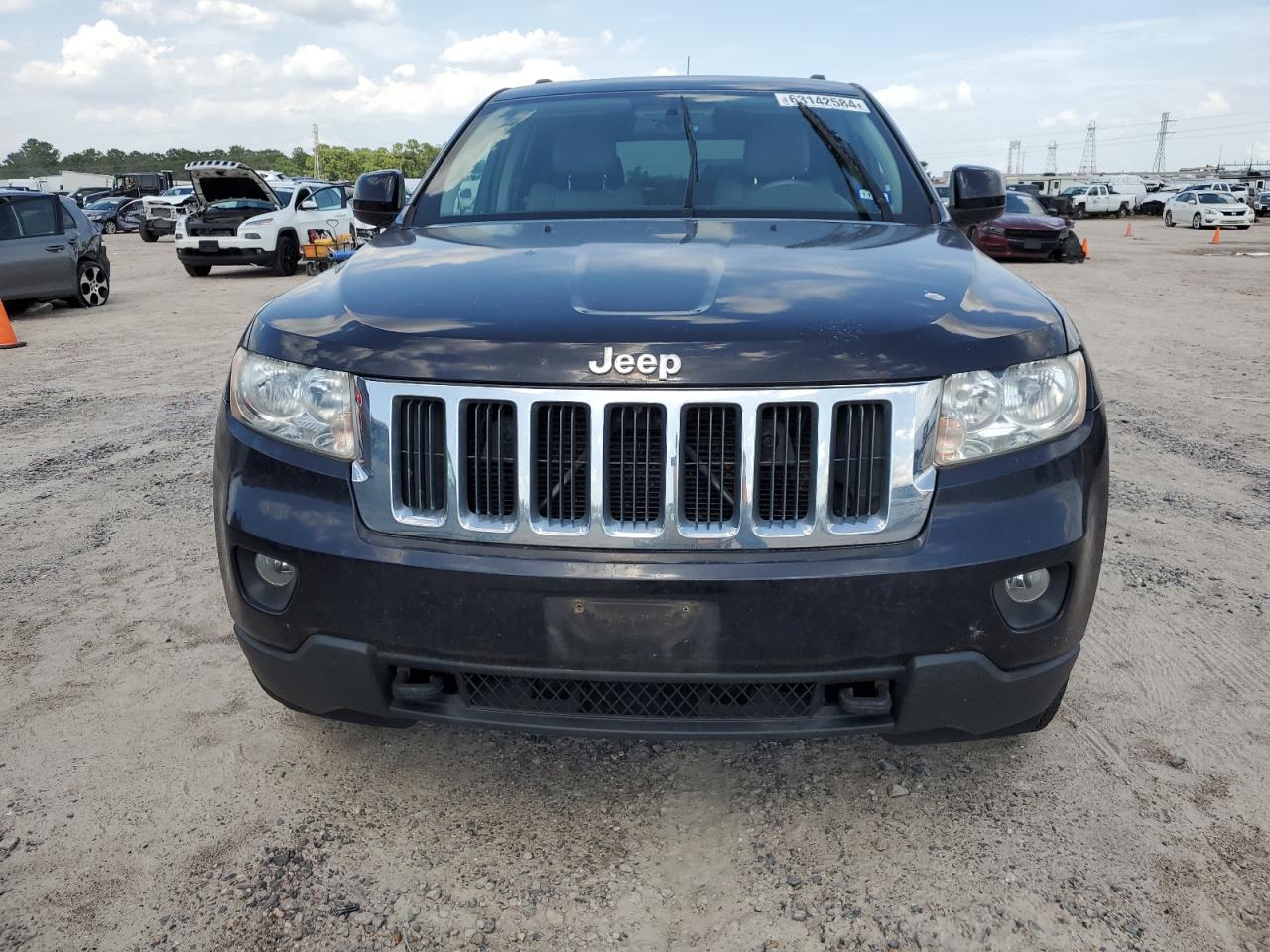 2011 Jeep Grand Cherokee Laredo VIN: 1J4RR4GT8BC529986 Lot: 63142584