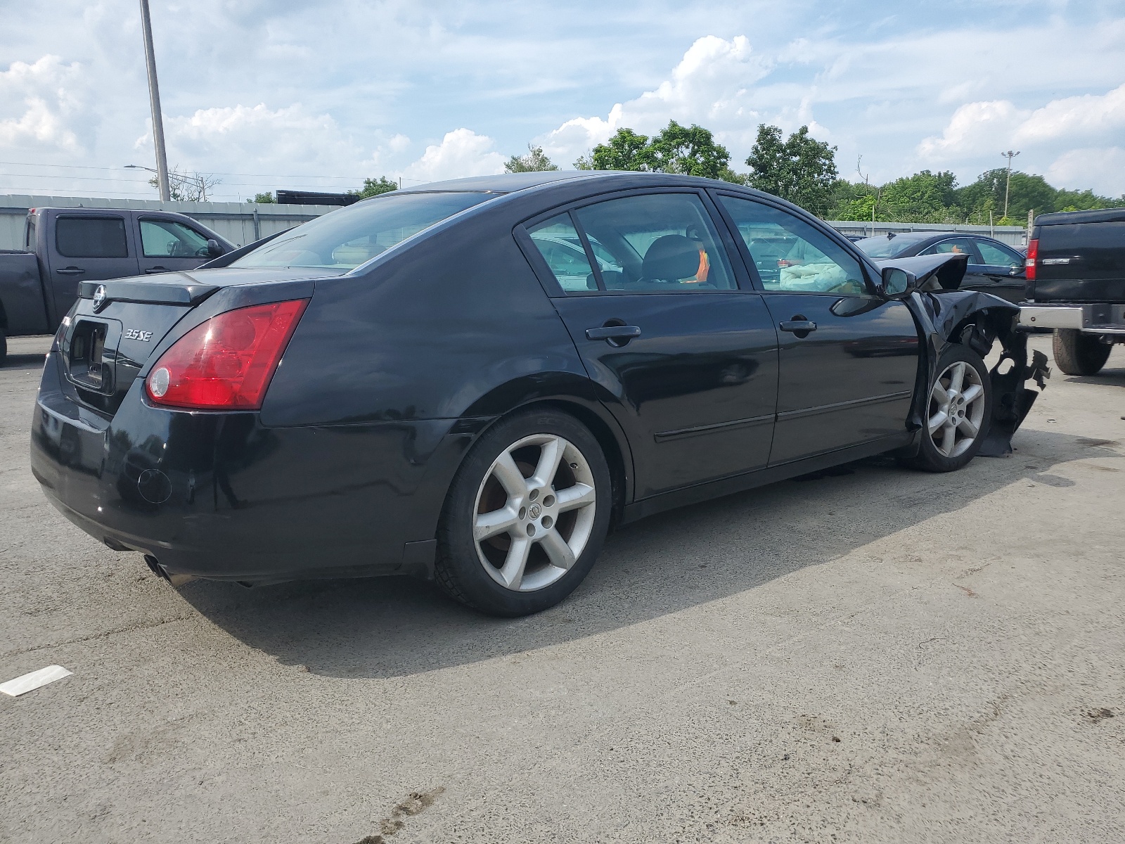 1N4BA41E05C840167 2005 Nissan Maxima Se