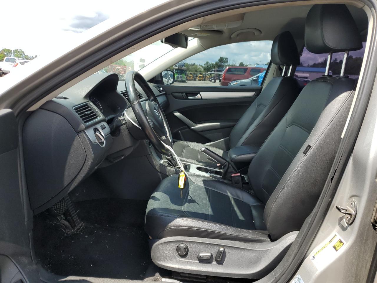 2013 Volkswagen Passat Se VIN: 1VWBP7A30DC111512 Lot: 63968044