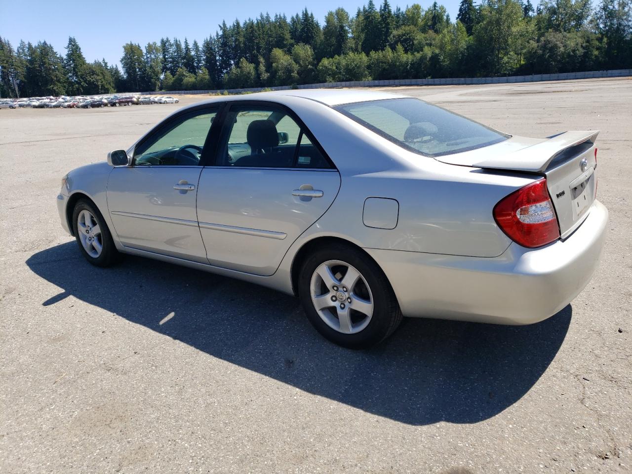 2004 Toyota Camry Le VIN: 4T1BE32K24U299821 Lot: 65709324