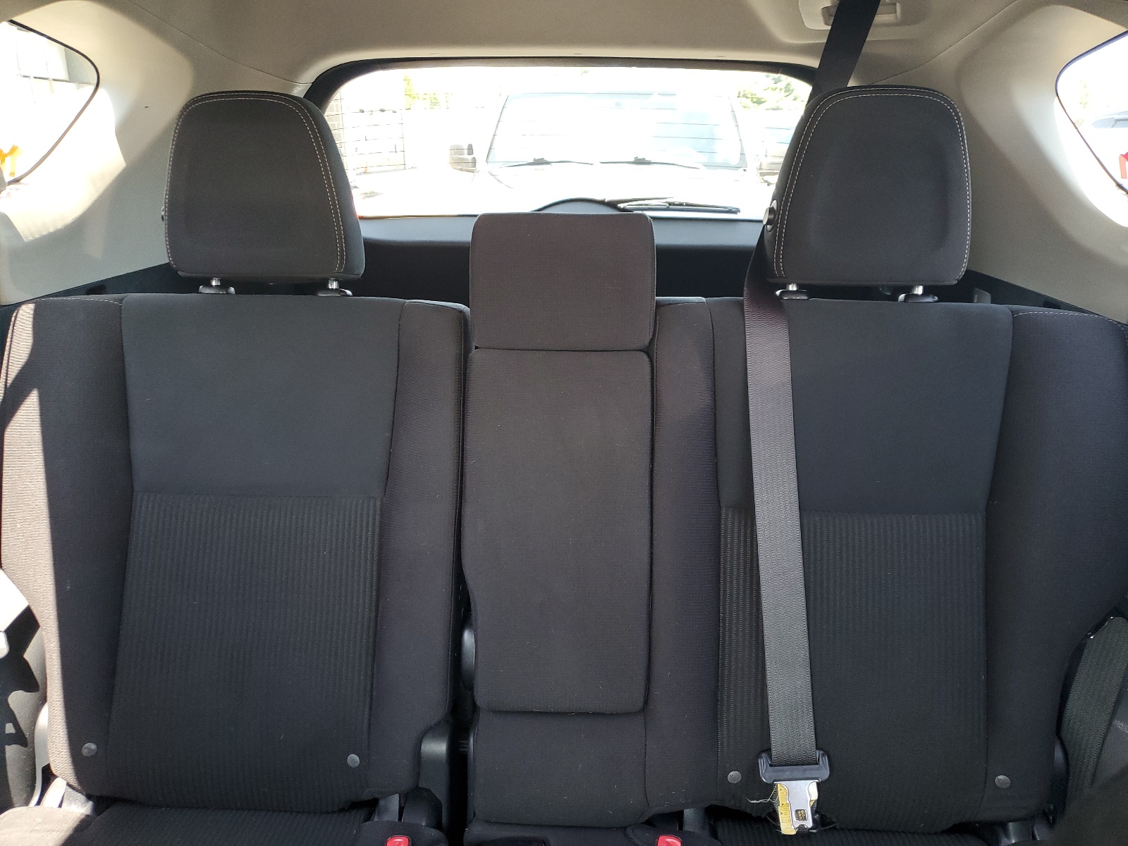 JTMRFREV9FD138166 2015 Toyota Rav4 Xle