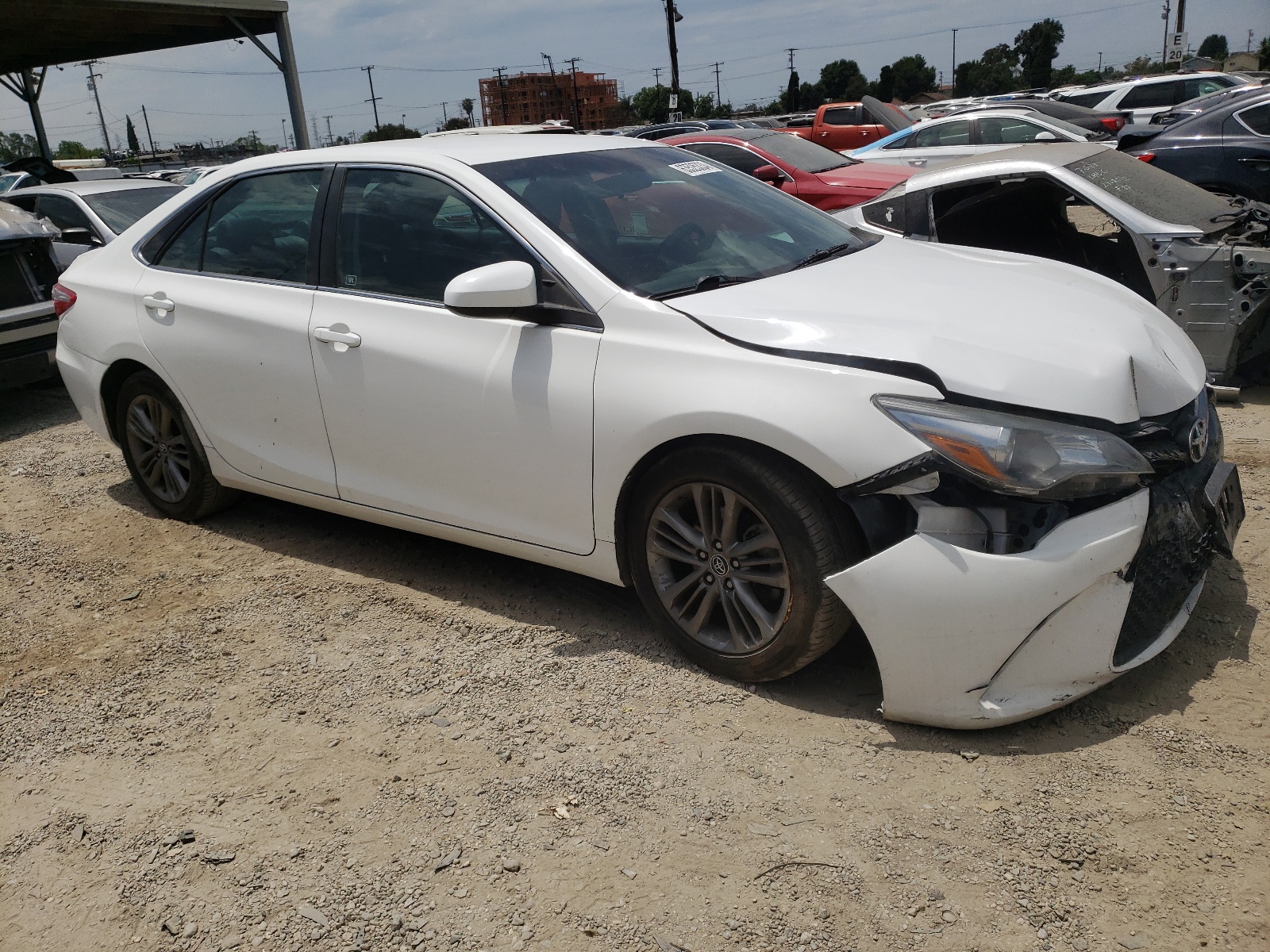 4T1BF1FK4GU166946 2016 Toyota Camry Le