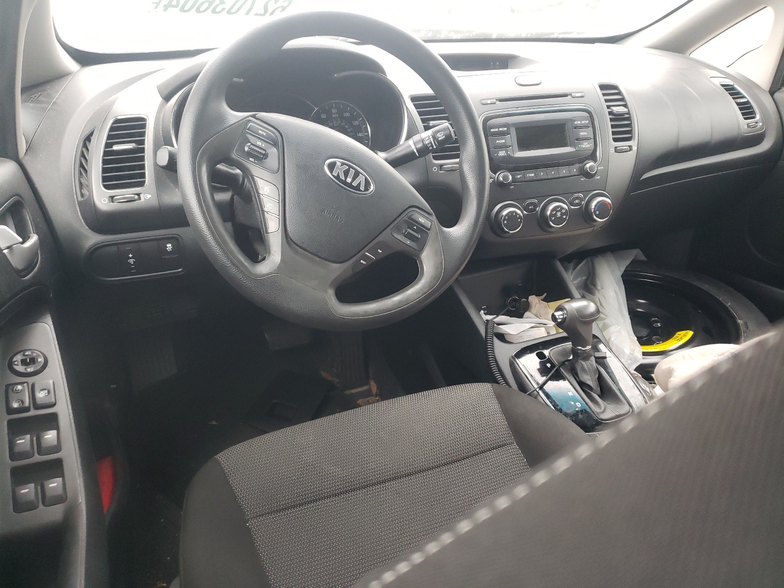 3KPFK4A73HE062261 2017 Kia Forte Lx