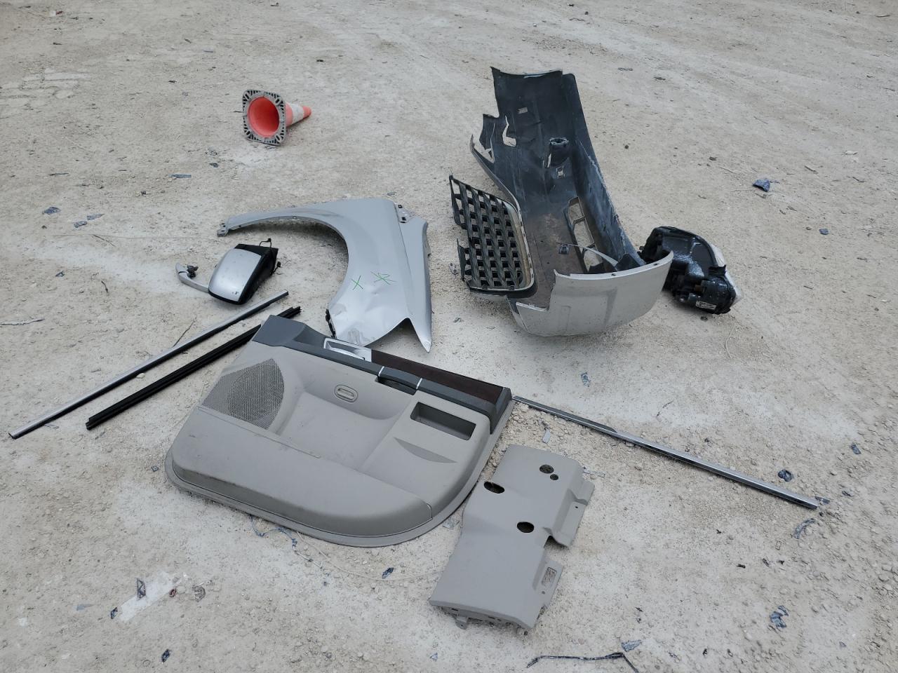 2010 Chrysler Town & Country Touring VIN: 2A4RR5D13AR193629 Lot: 60998404