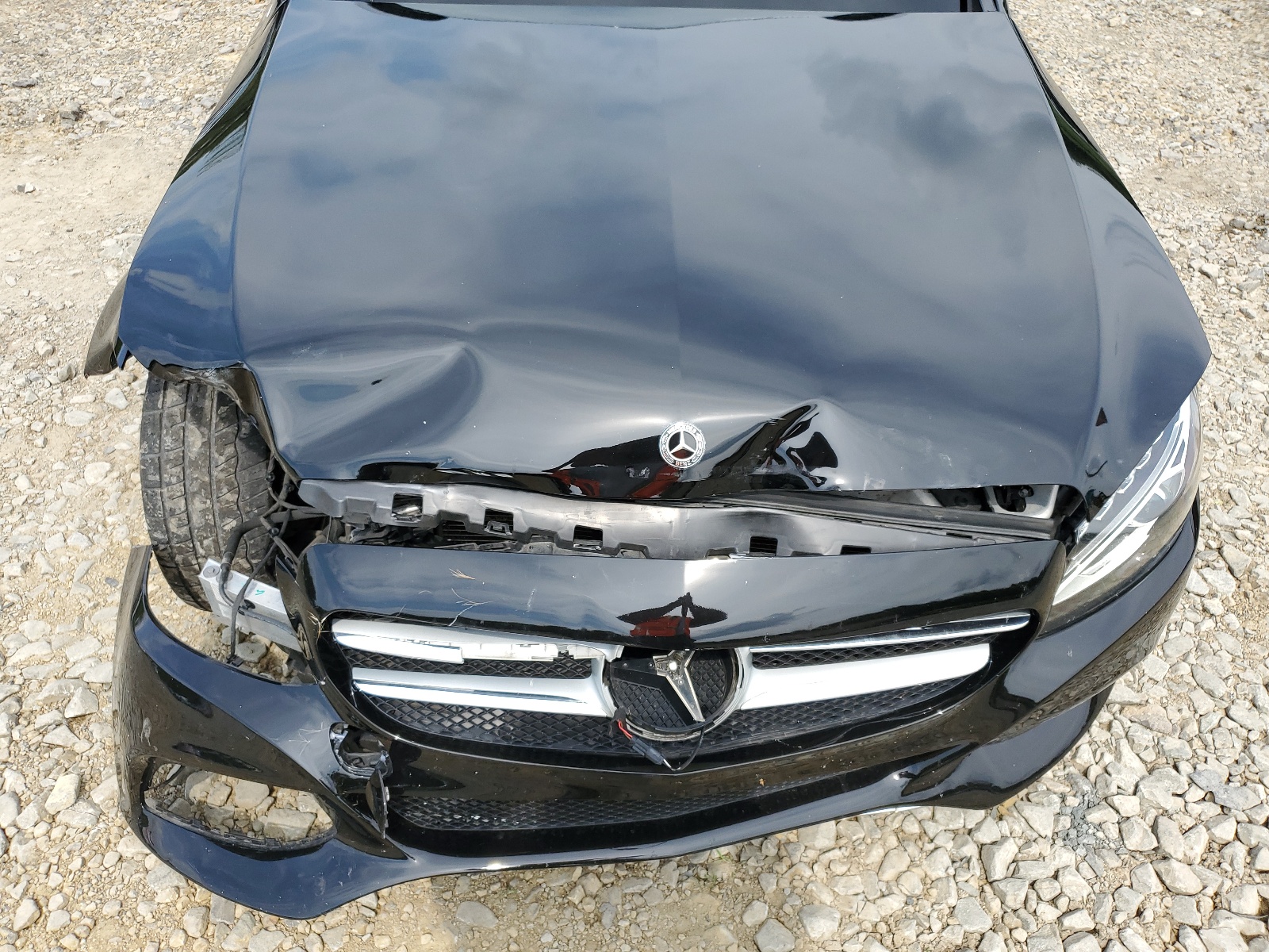 WDDWF4KB4JR346120 2018 Mercedes-Benz C 300 4Matic