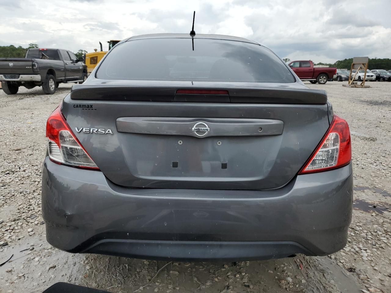 2018 Nissan Versa S VIN: 3N1CN7AP2JL801863 Lot: 64434854