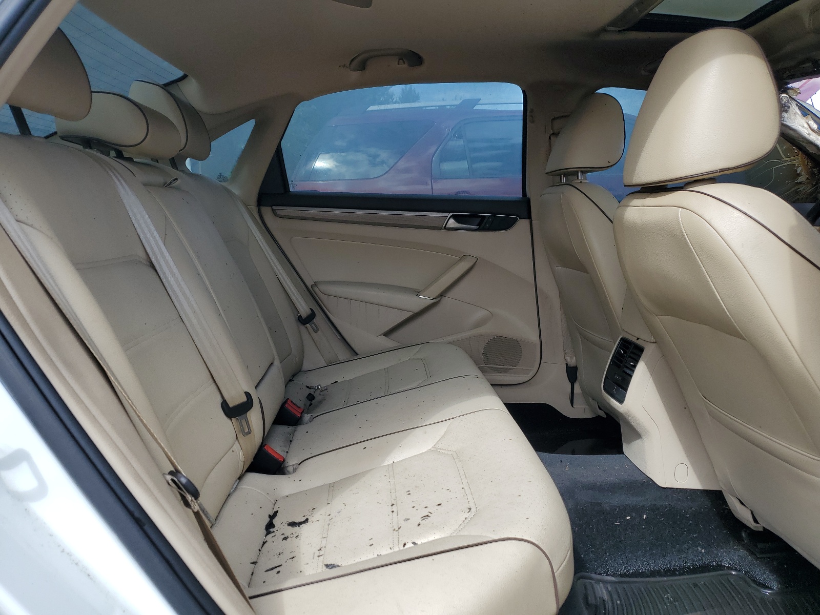 1VWBT7A32HC028486 2017 Volkswagen Passat Se