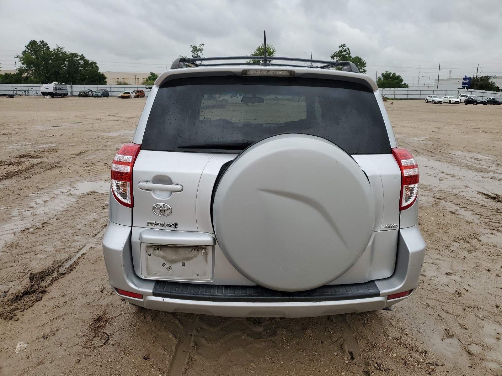 2T3BF4DV2BW086155 2011 Toyota Rav4