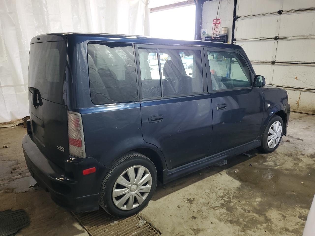 2004 Toyota Scion Xb VIN: JTLKT334640133064 Lot: 63338134