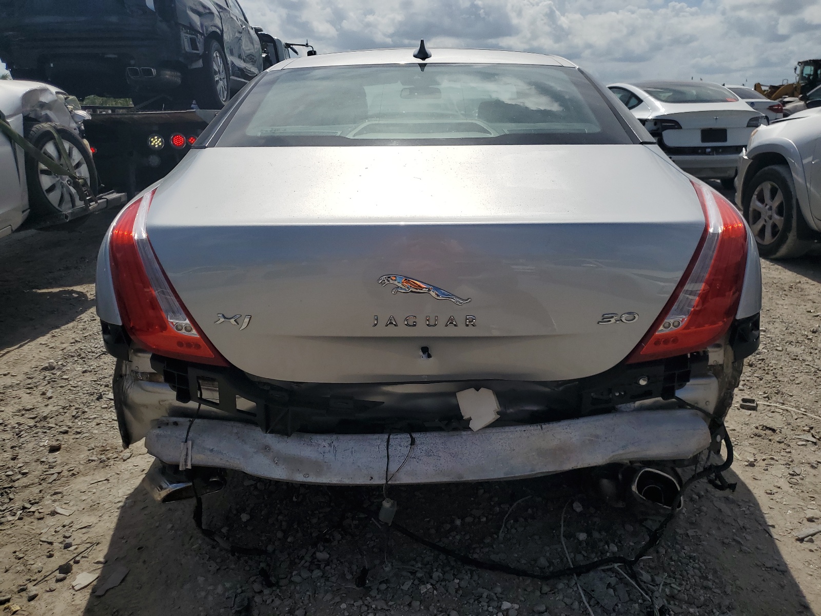 SAJWA1C77D8V43473 2013 Jaguar Xj