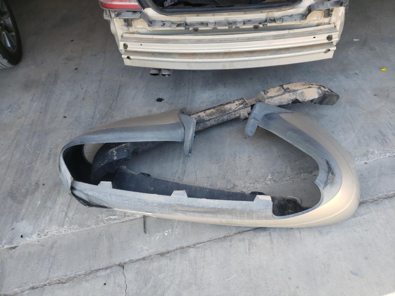 2008 Ford Taurus Limited VIN: 1FAHP25W98G104759 Lot: 61942924