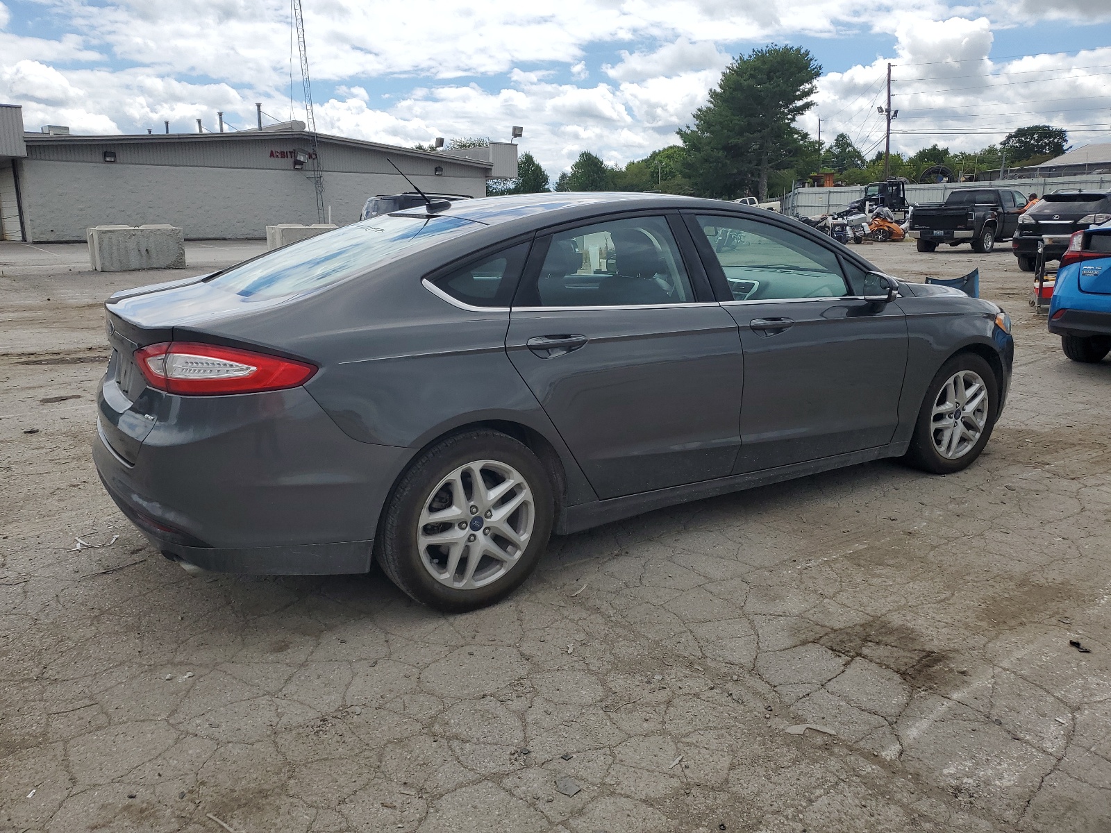 3FA6P0H76FR142973 2015 Ford Fusion Se