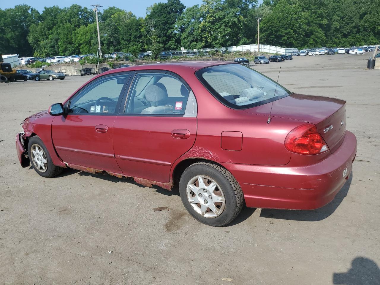 2003 Kia Spectra Base VIN: KNAFB121435275150 Lot: 61747324