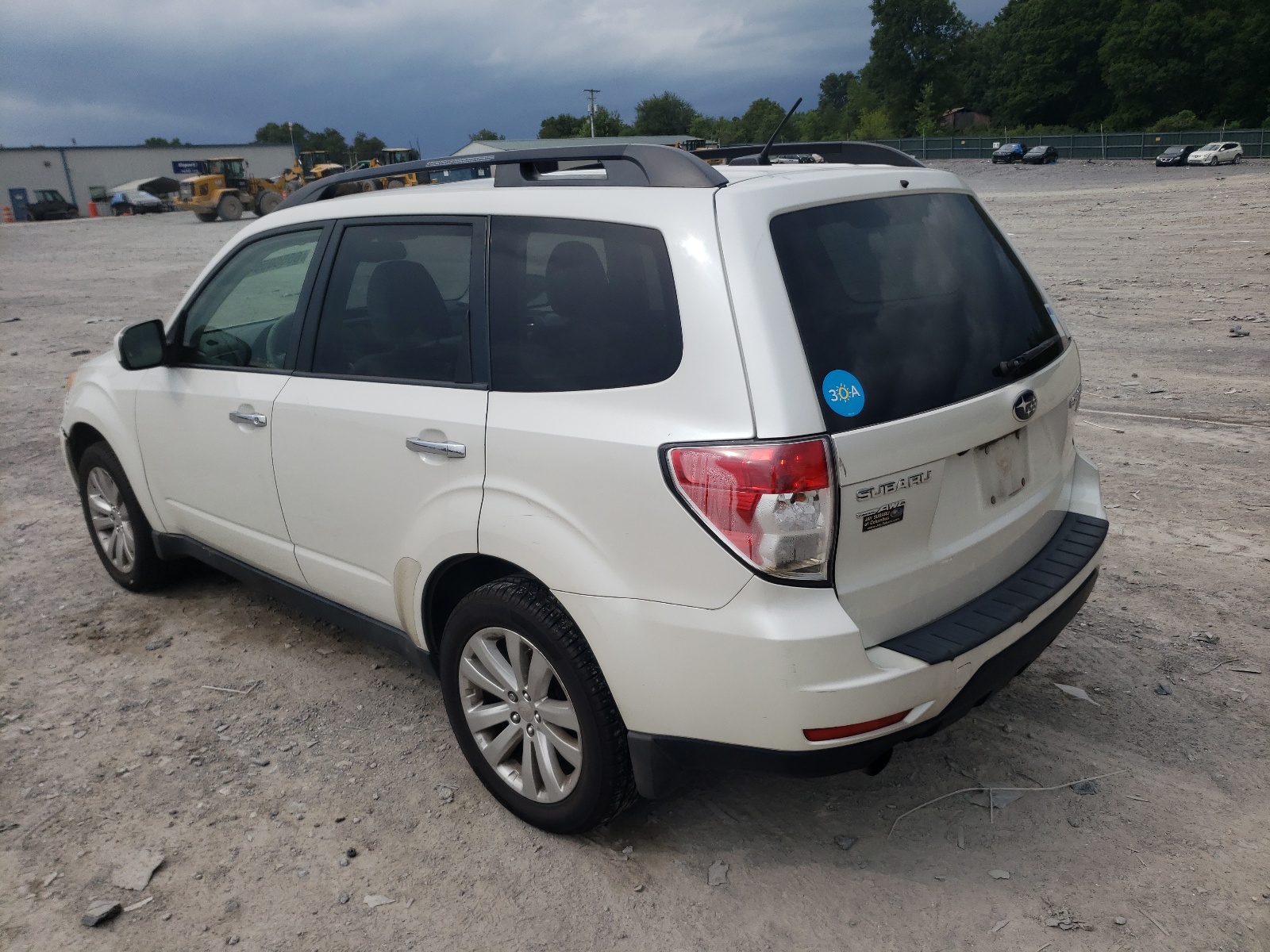 2013 Subaru Forester Limited vin: JF2SHAEC8DH416851