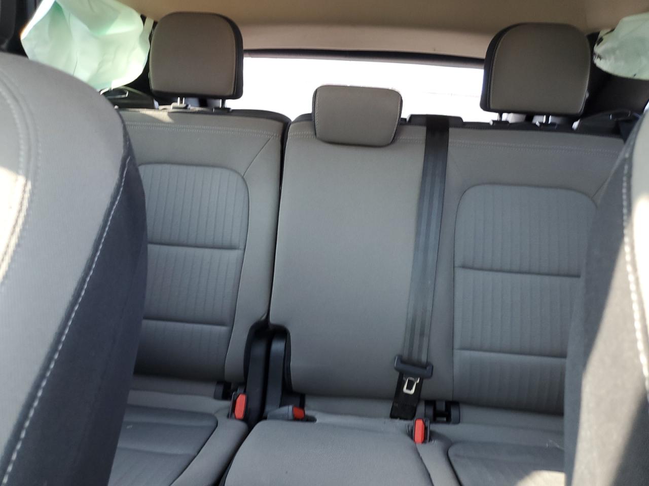 2020 Ford Escape S VIN: 1FMCU0F62LUB90163 Lot: 63031714