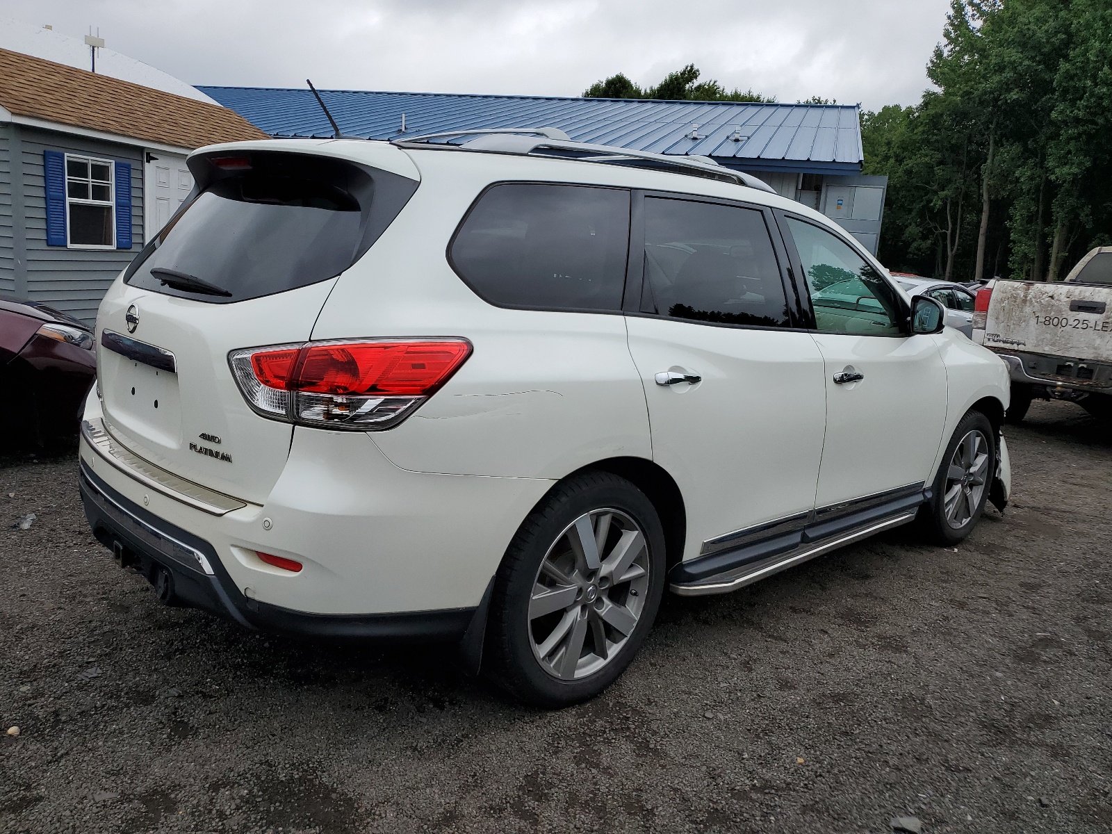 2015 Nissan Pathfinder S vin: 5N1AR2MM2FC716582