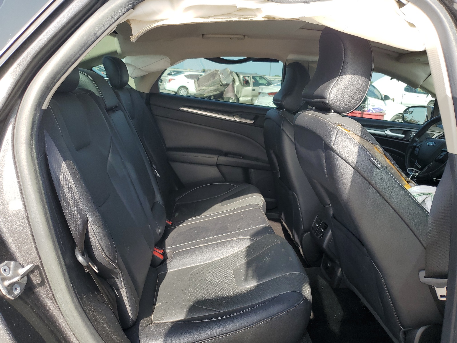 3FA6P0D90JR188637 2018 Ford Fusion Titanium/Platinum