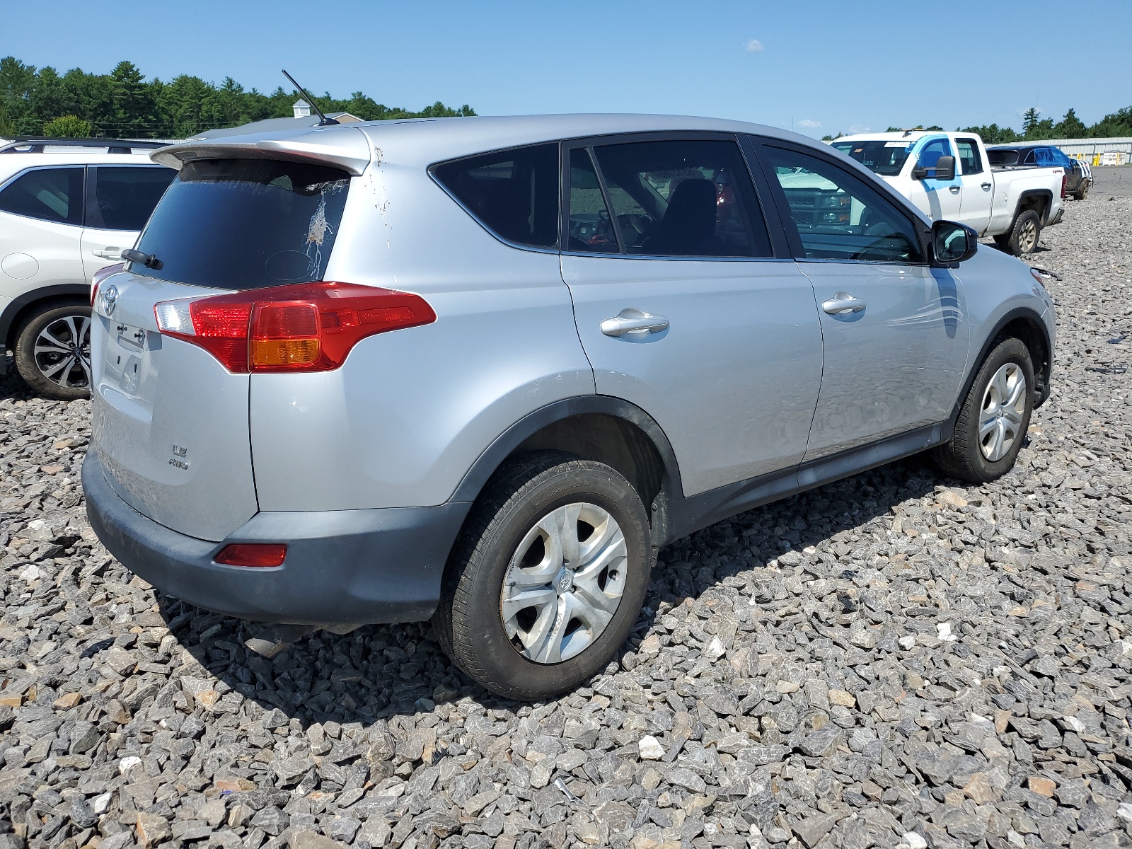 2015 Toyota Rav4 Le vin: 2T3BFREV3FW279853