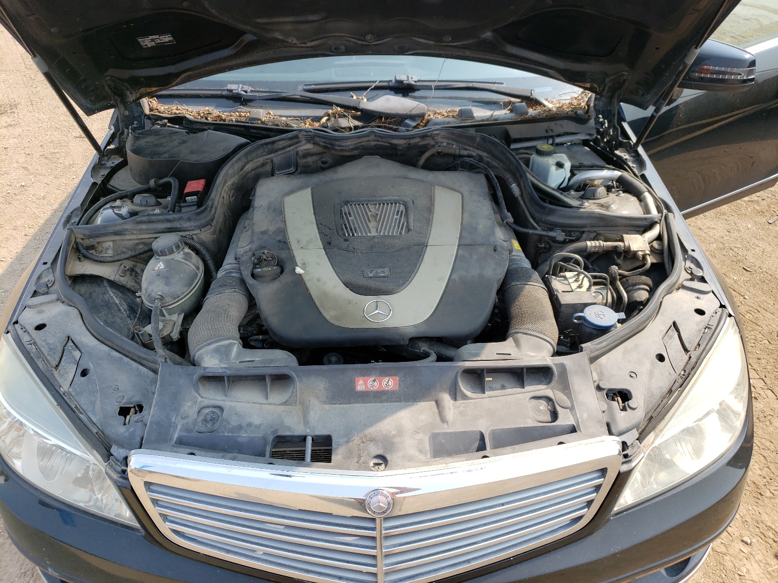 WDDGF8BB2AR114238 2010 Mercedes-Benz C 300 4Matic