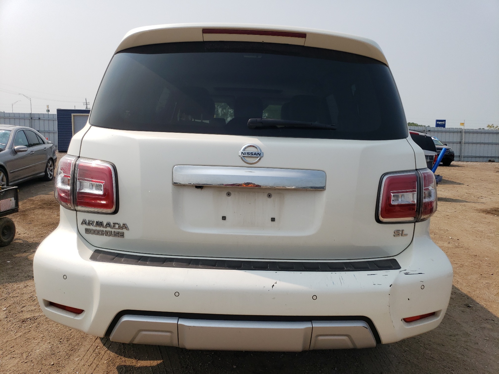 JN8AY2NC2J9554072 2018 Nissan Armada Sv