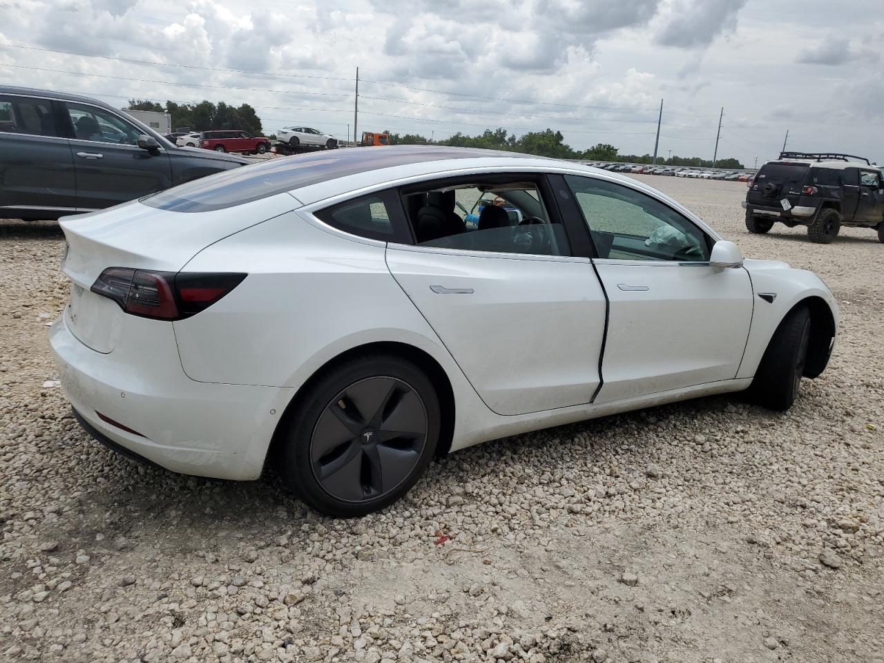 2018 Tesla Model 3 VIN: 5YJ3E1EA6JF030371 Lot: 63974034