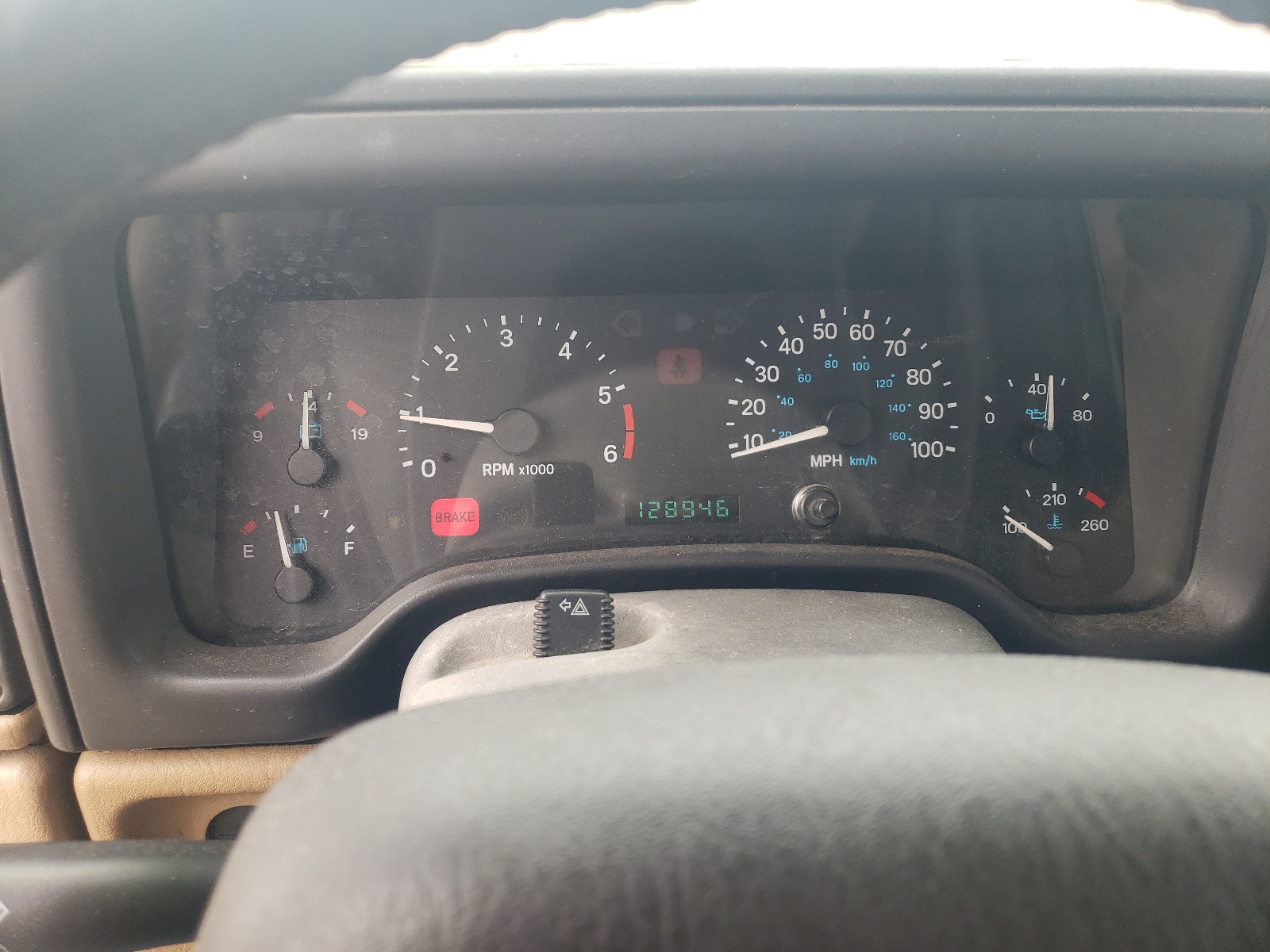 1J4FY19S3XP461637 1999 Jeep Wrangler / Tj Sport