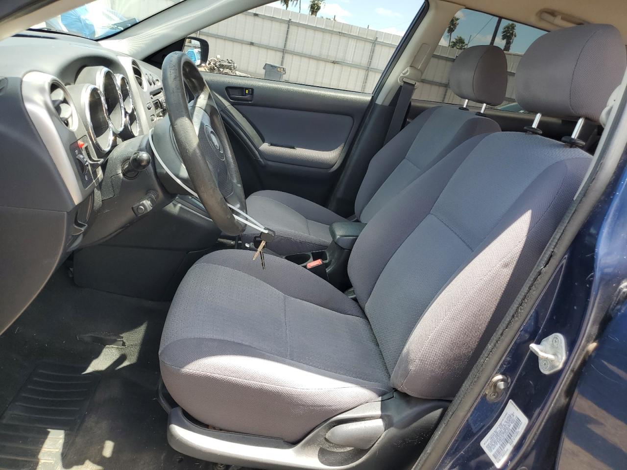 2003 Toyota Corolla Matrix Xr VIN: 2T1KR32E13C000558 Lot: 65346034