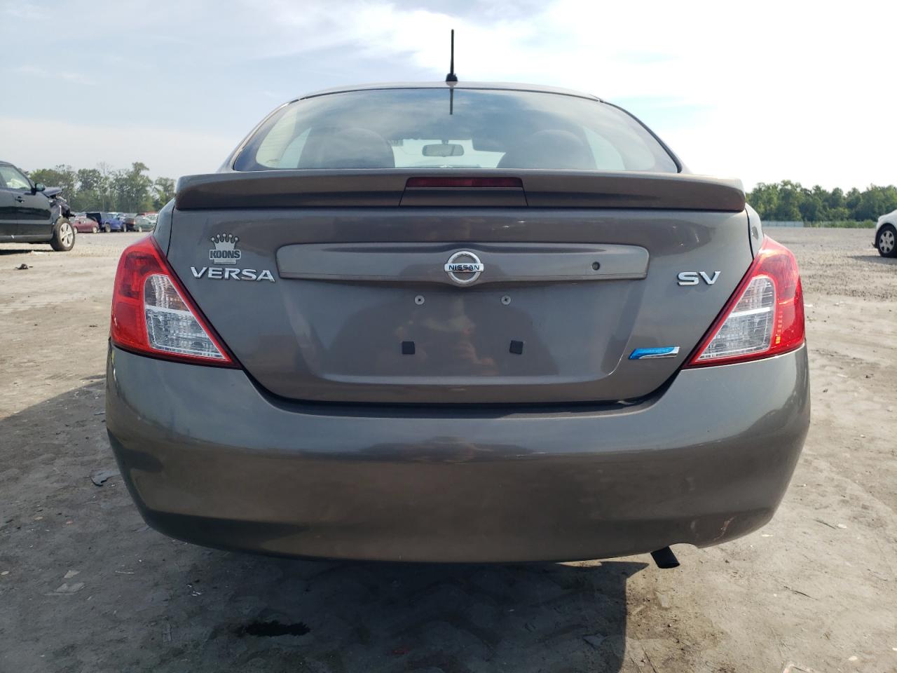 2014 Nissan Versa S VIN: 3N1CN7AP7EL820186 Lot: 62346234