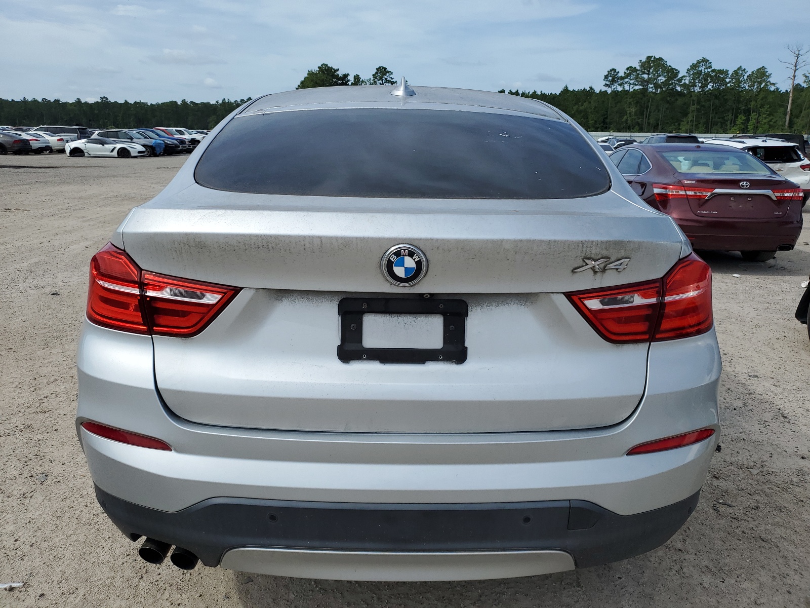 2015 BMW X4 xDrive28I vin: 5UXXW3C5XF0F89123