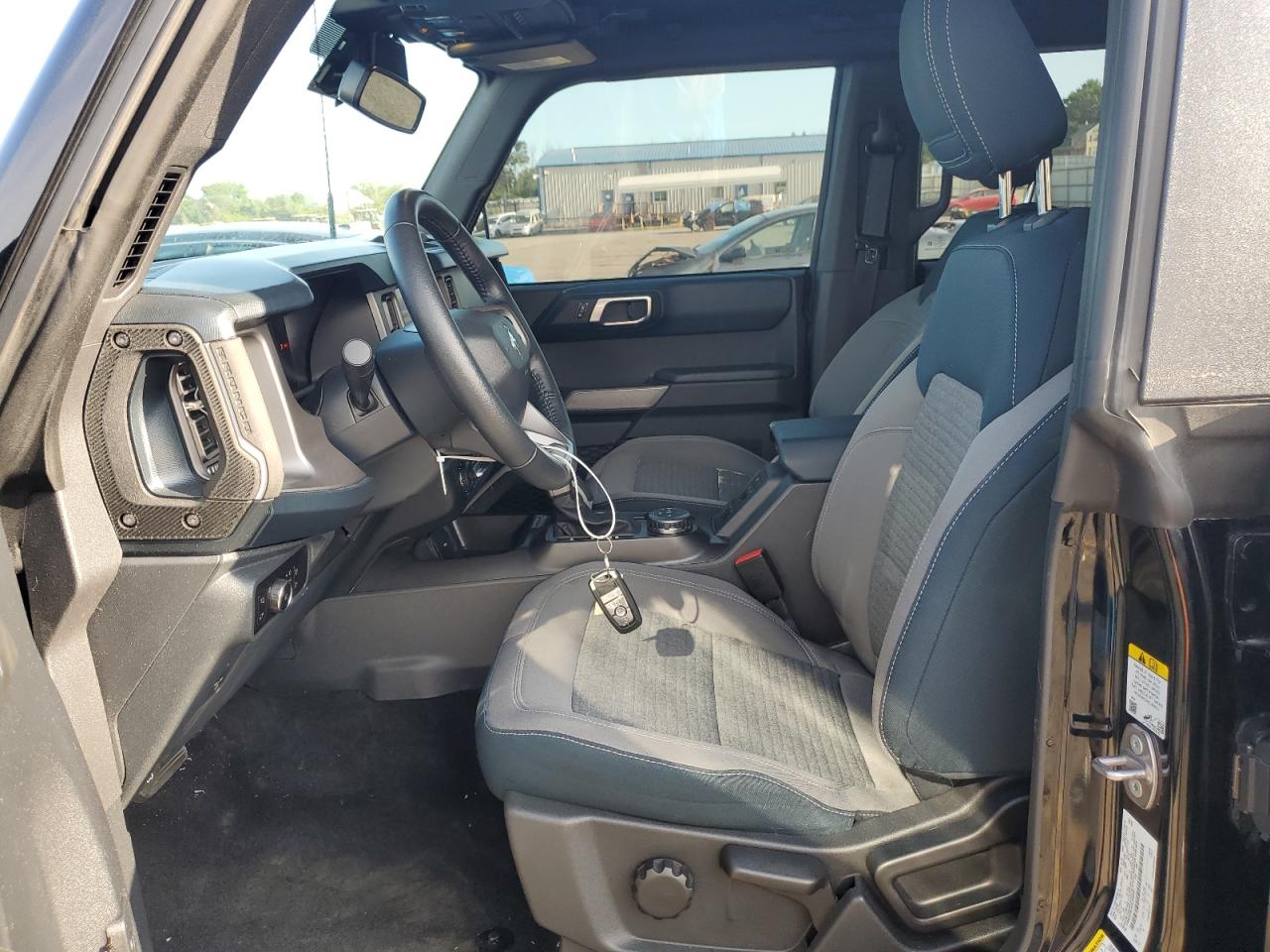 2023 Ford Bronco Base VIN: 1FMDE5BH8PLB30082 Lot: 64949034