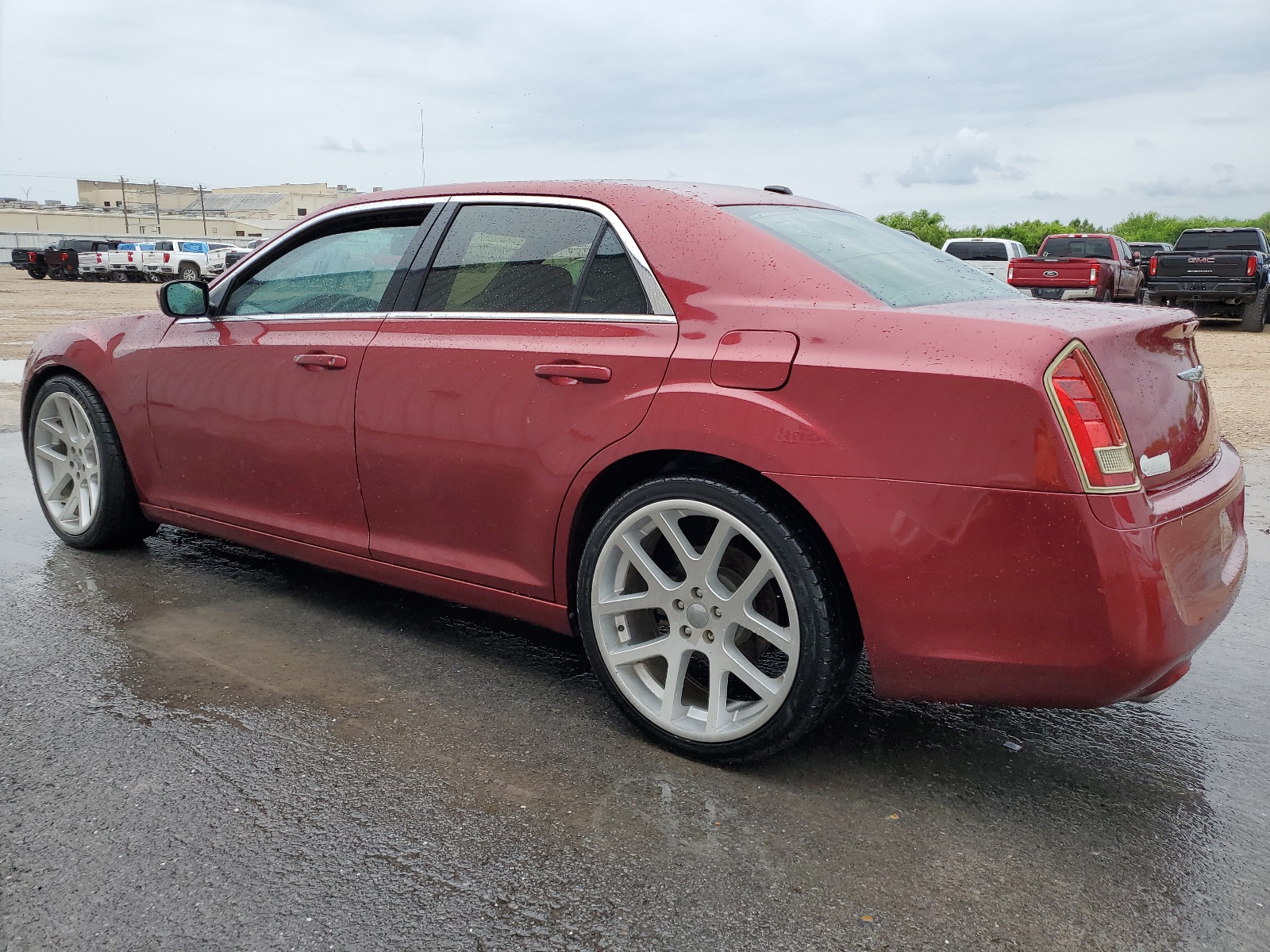 2013 Chrysler 300 S vin: 2C3CCABGXDH551045