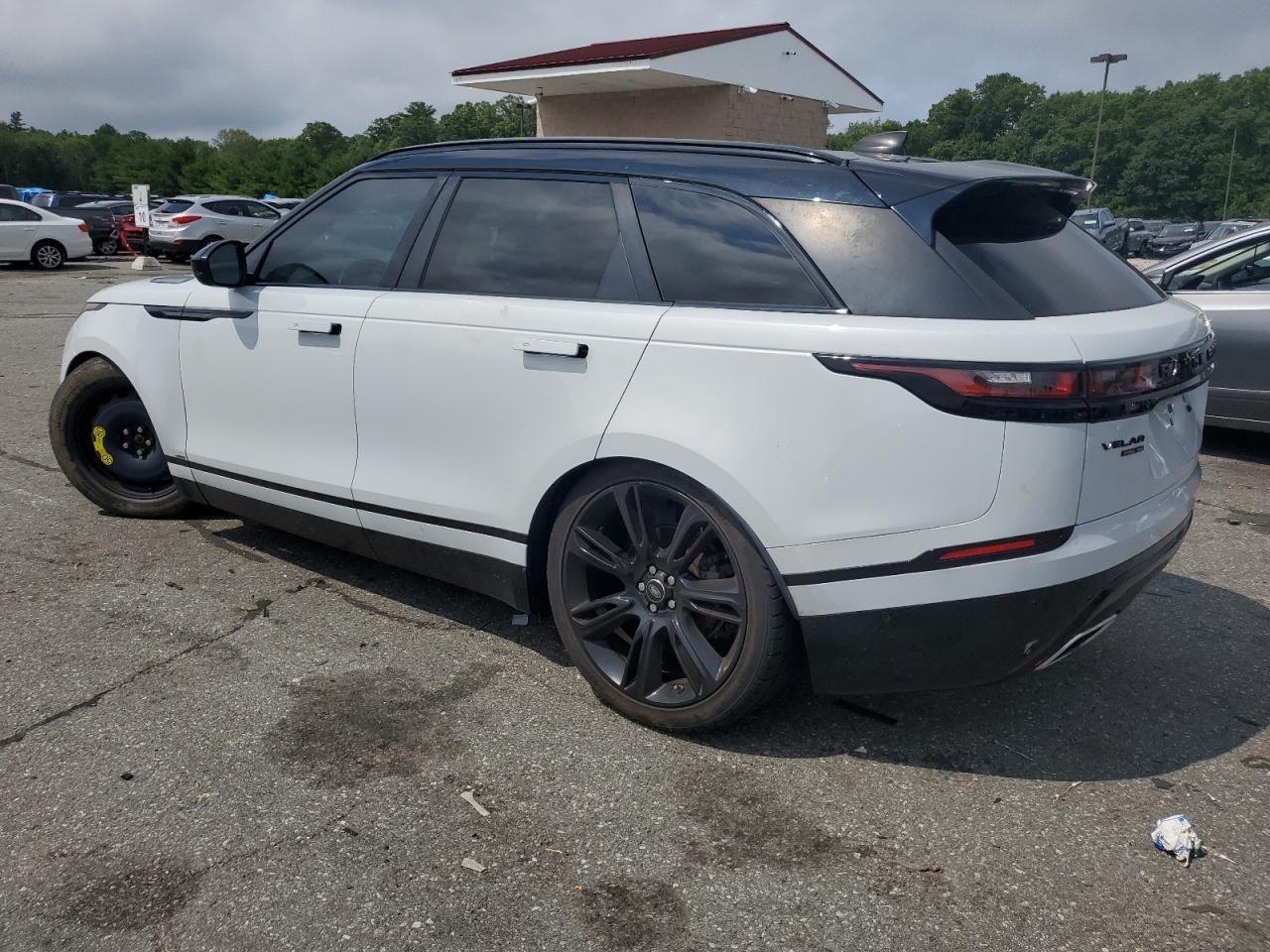 SALYM2RV1JA718808 2018 LAND ROVER RANGE ROVER - Image 2