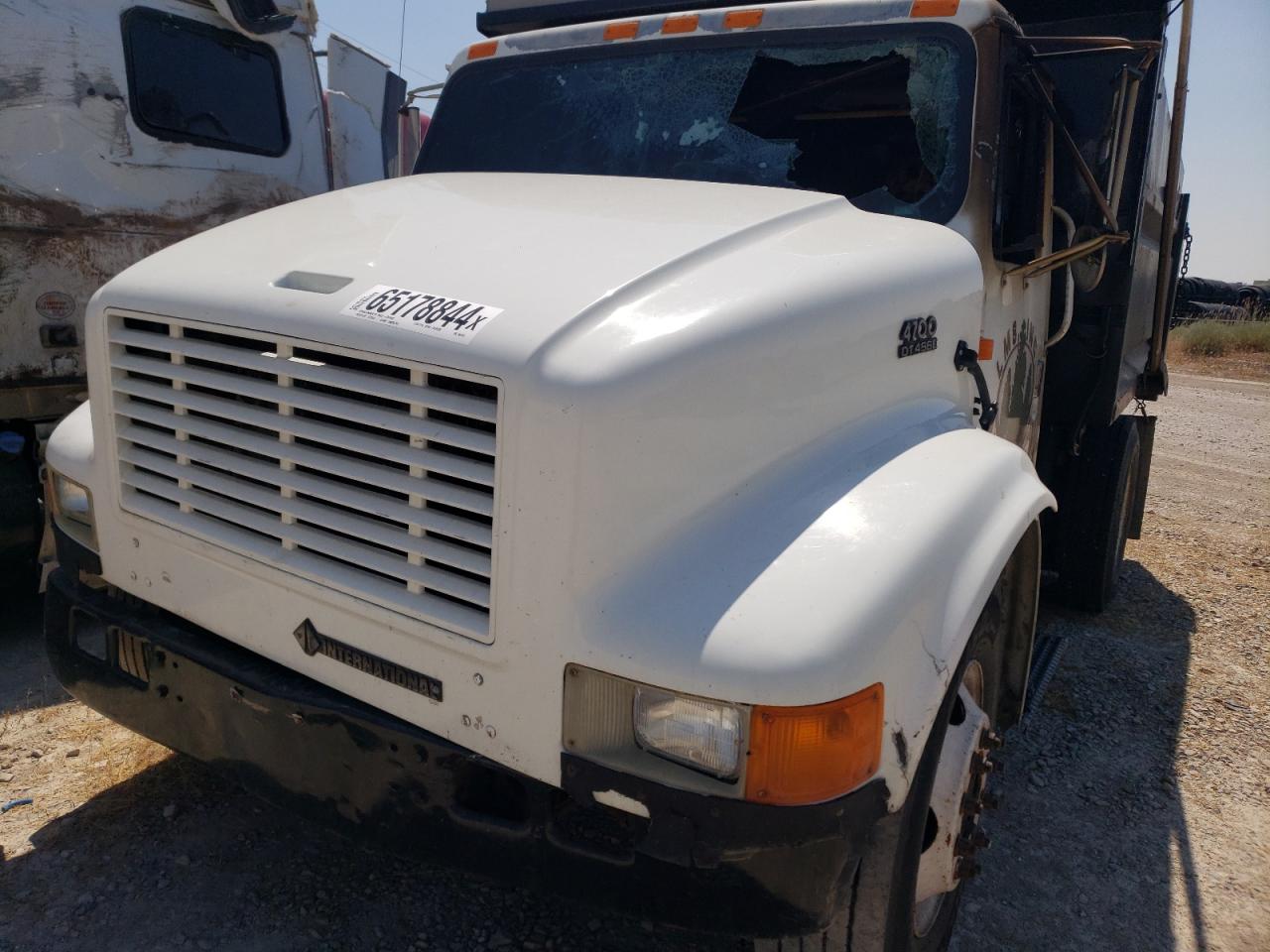 2001 International 4000 4700 VIN: 1HTSCAAM61H381611 Lot: 65178844