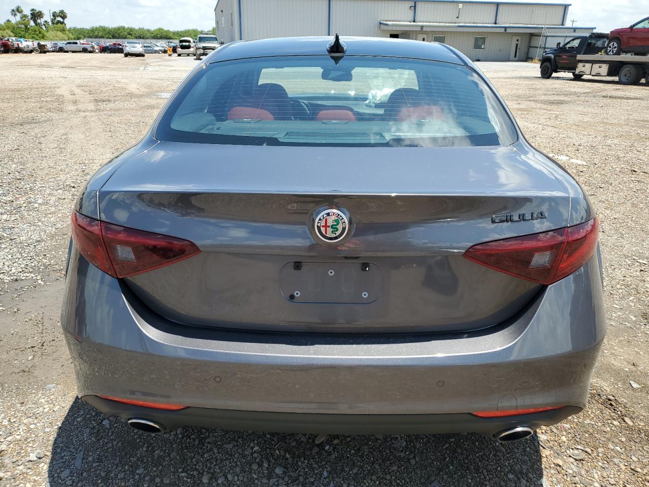 2021 Alfa Romeo Giulia - Image 6