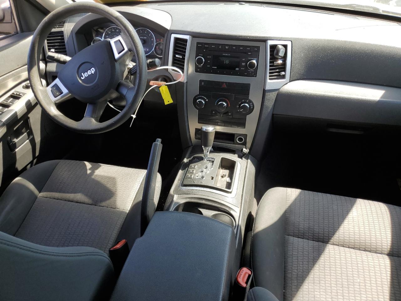 2008 Jeep Grand Cherokee Laredo VIN: 1J8GS48K58C240492 Lot: 63808224