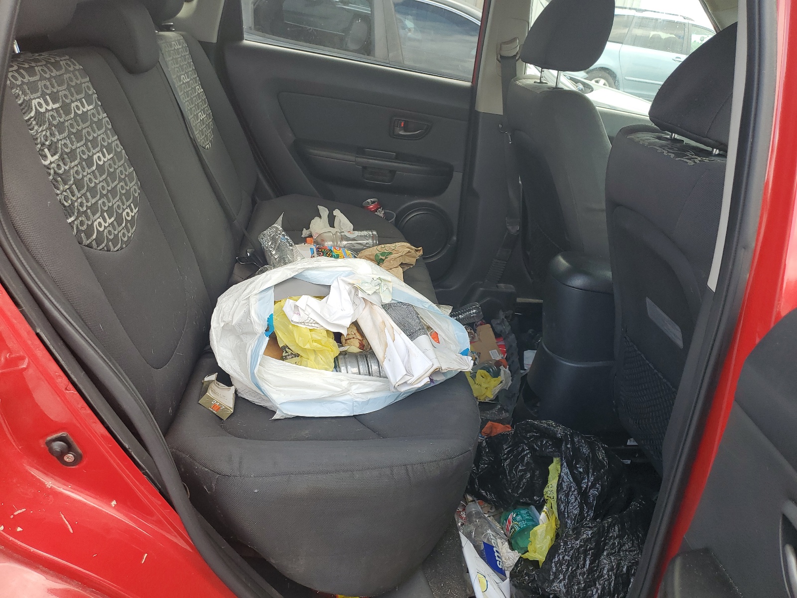 KNDJT2A2XB7261895 2011 Kia Soul +