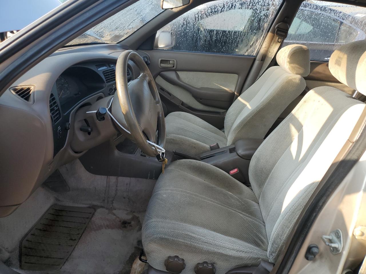 1994 Toyota Camry Le VIN: 4T1SK12E8RU473101 Lot: 64211264