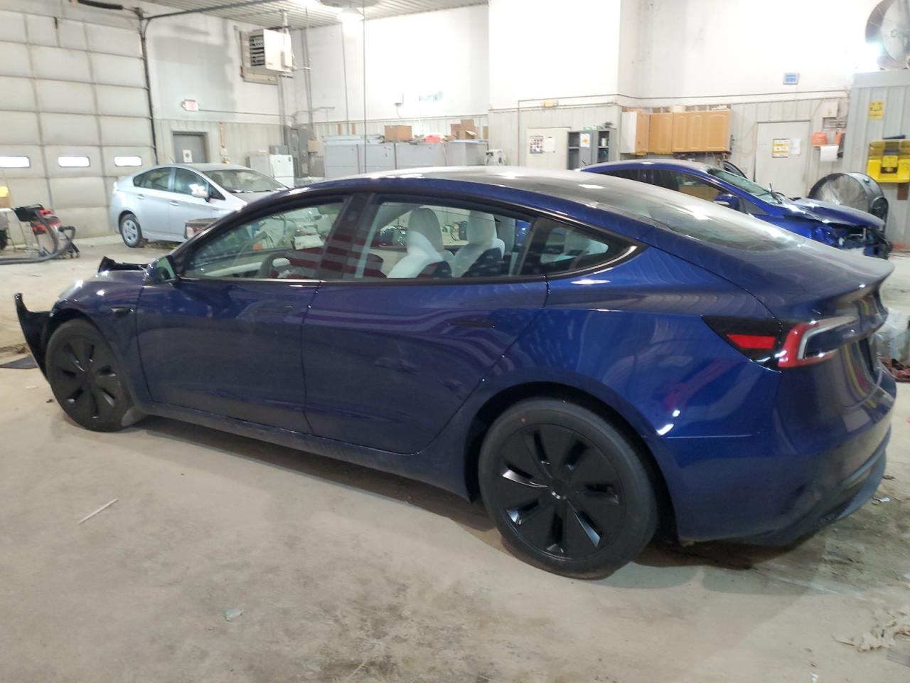 5YJ8E1EBXRF797127 2024 TESLA MODEL S - Image 2