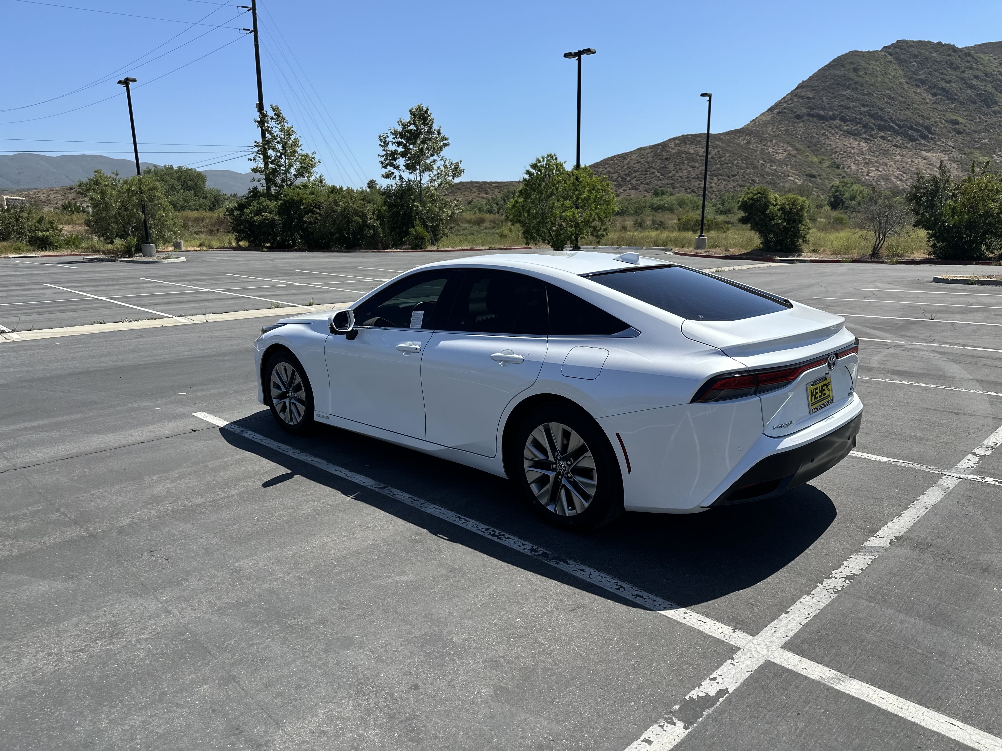 2023 Toyota Mirai Xle vin: JTDAAAAA3PA009536