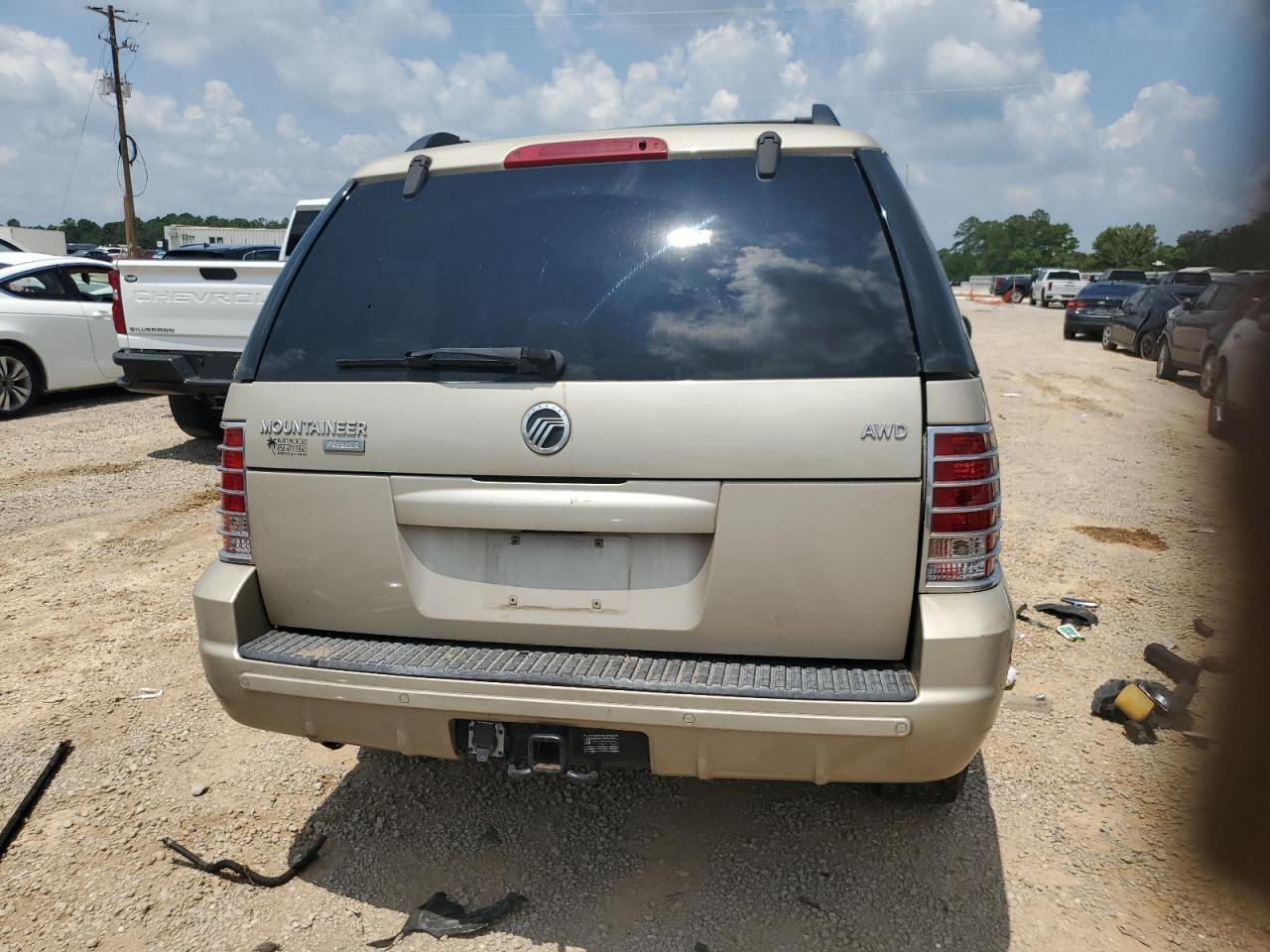 2005 Mercury Mountaineer VIN: 4M2DU86E55UJ08681 Lot: 61492194