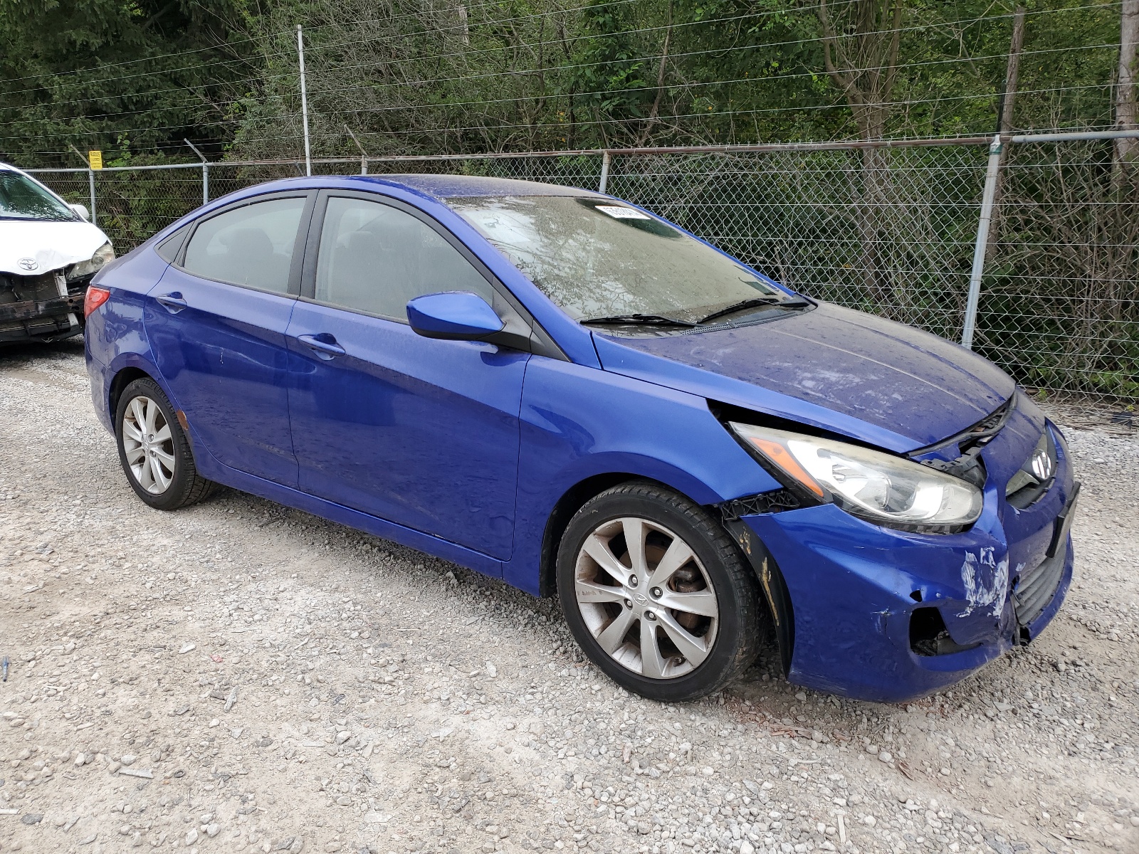 2012 Hyundai Accent Gls vin: KMHCU4AE8CU080403