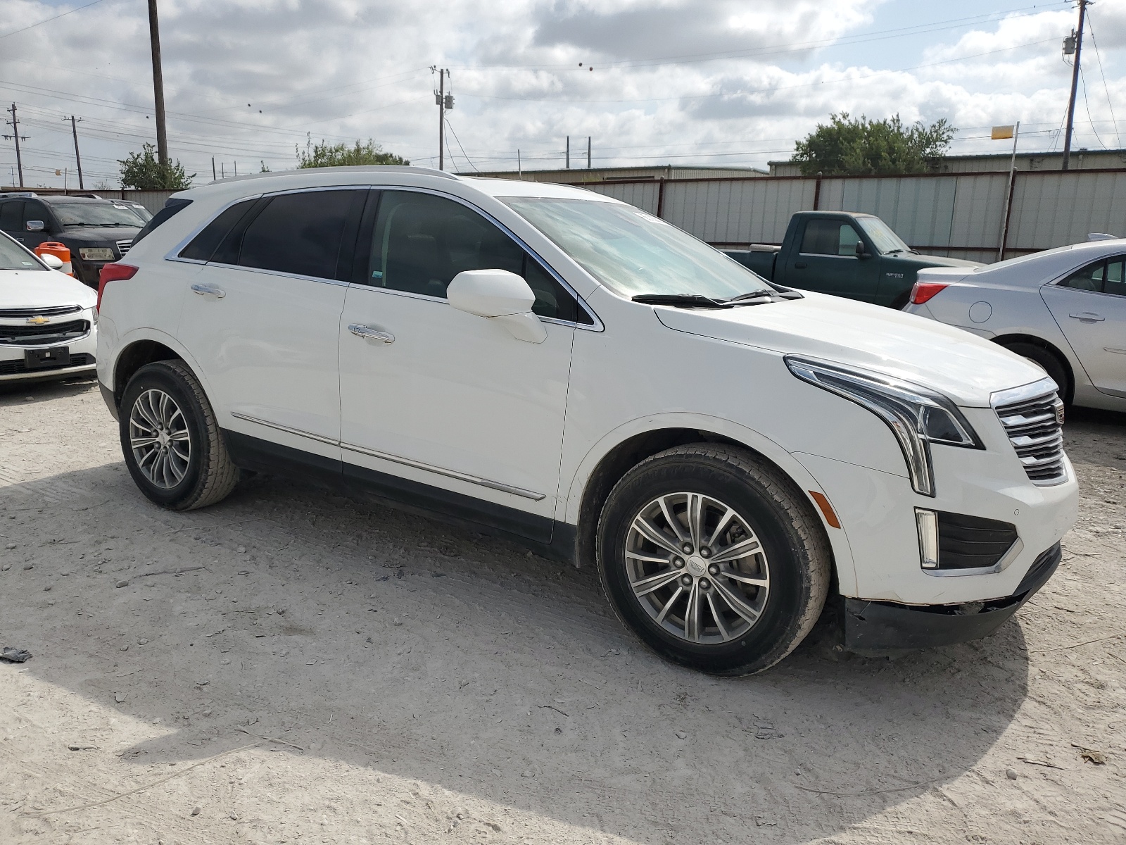 2017 Cadillac Xt5 Luxury vin: 1GYKNBRS1HZ205404