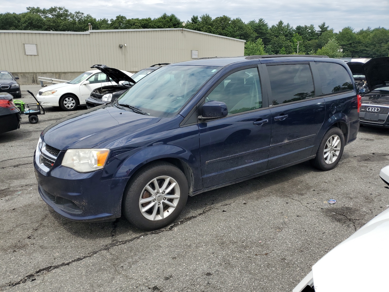 2C4RDGCG7ER186744 2014 Dodge Grand Caravan Sxt