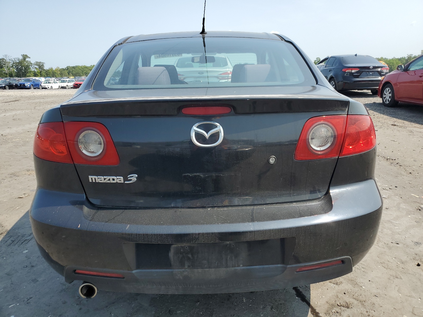 JM1BK32G461435525 2006 Mazda 3 I