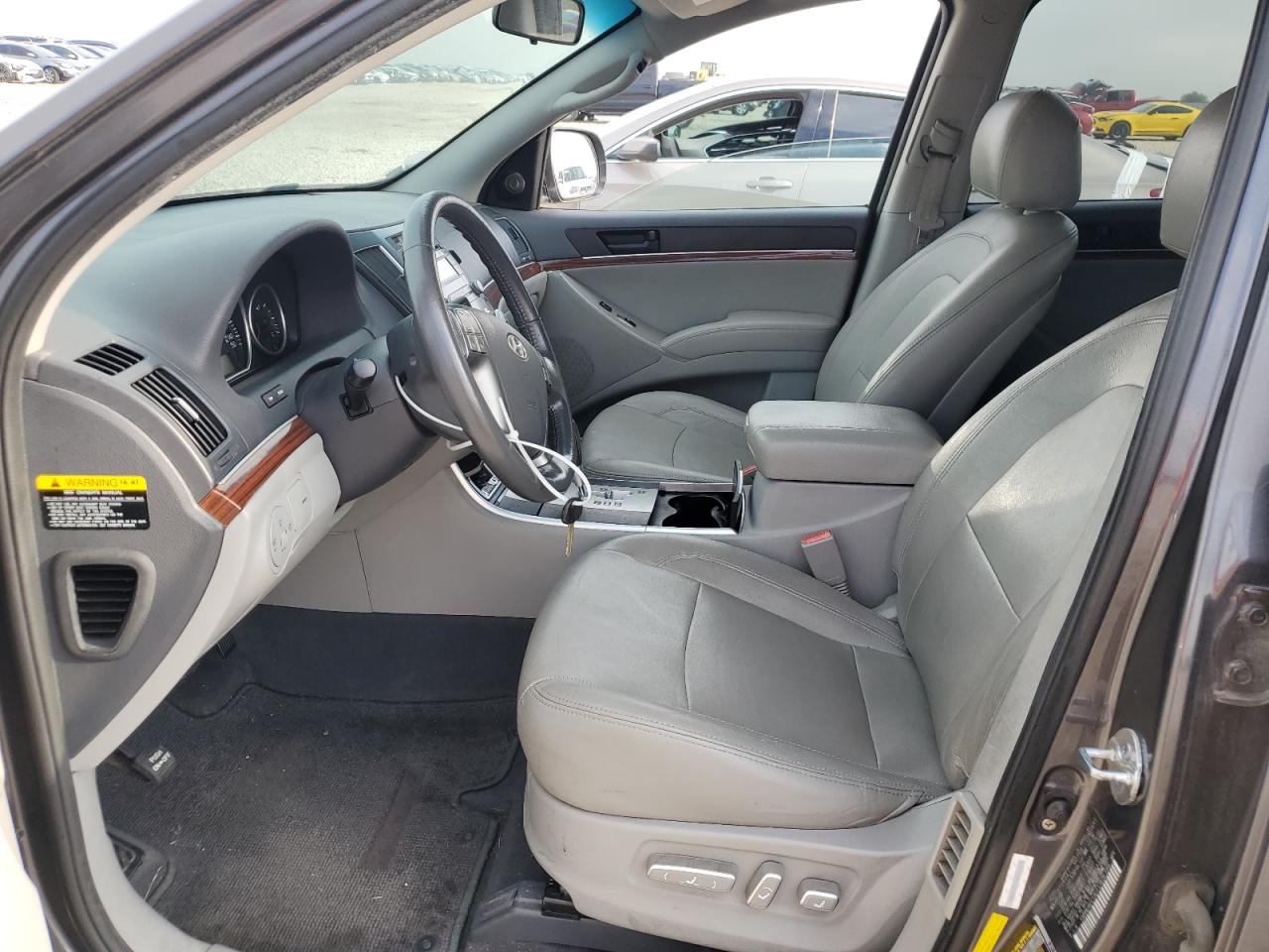 2010 Hyundai Veracruz Gls VIN: KM8NU4CC1AU117874 Lot: 64256944