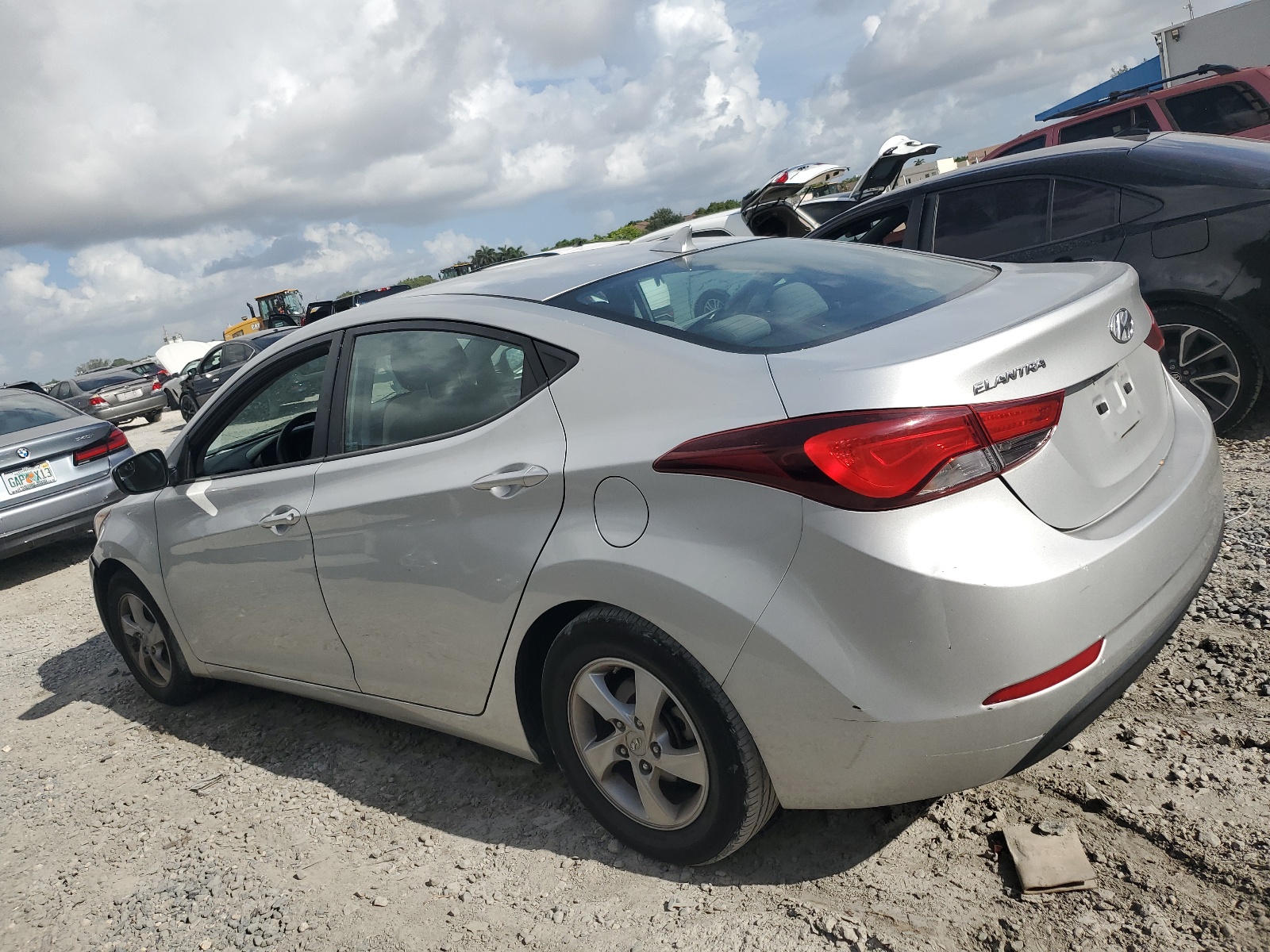 2015 Hyundai Elantra Se vin: 5NPDH4AE7FH598983