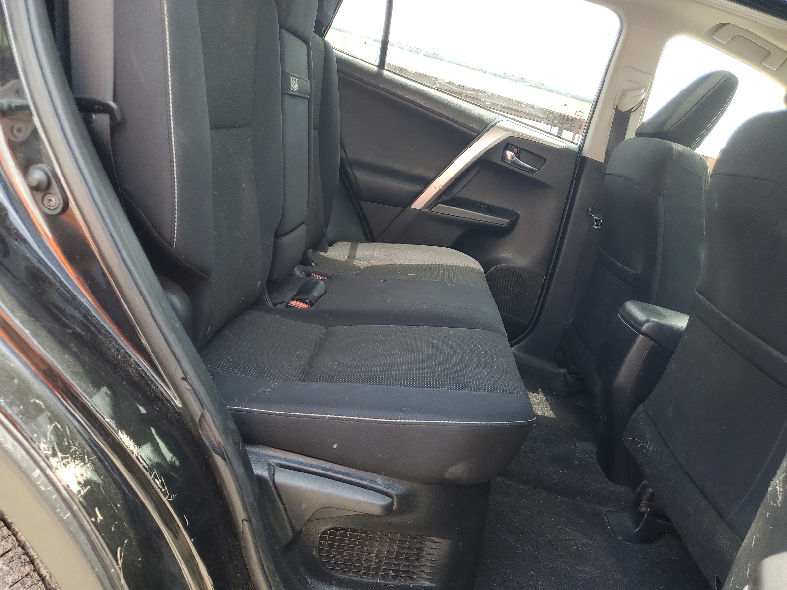 JTMRJREV5GD056032 2016 Toyota Rav4 Hv Xle